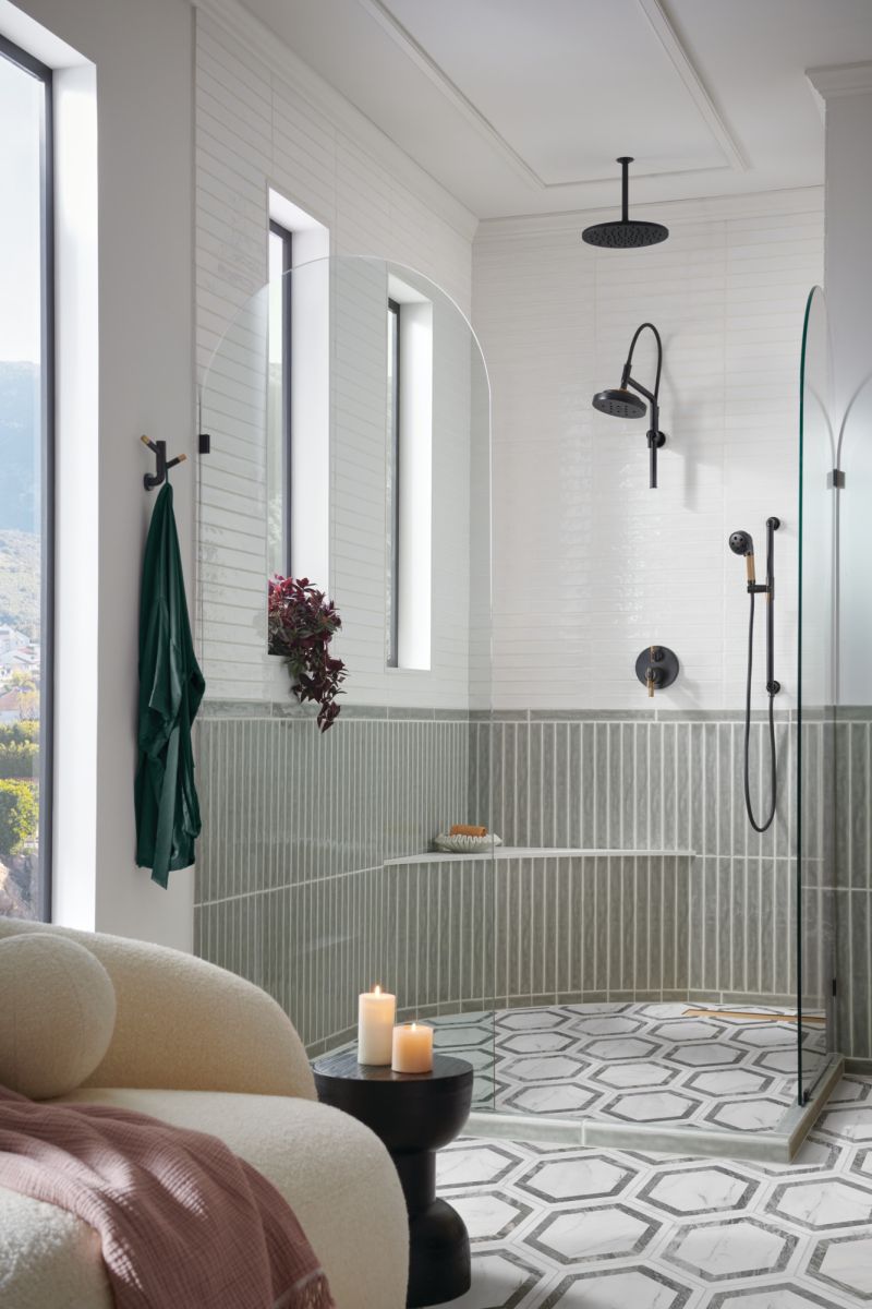BRIZO Litze Slide Bar Handshower with H2OKINETIC Technology — Matte Black/Luxe Gold