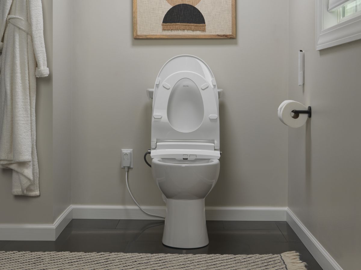 DELTA Refresh Ultimate Elongated Electric Bidet Toilet Seat — White