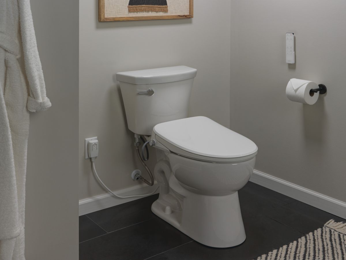 DELTA Refresh Ultimate Elongated Electric Bidet Toilet Seat — White