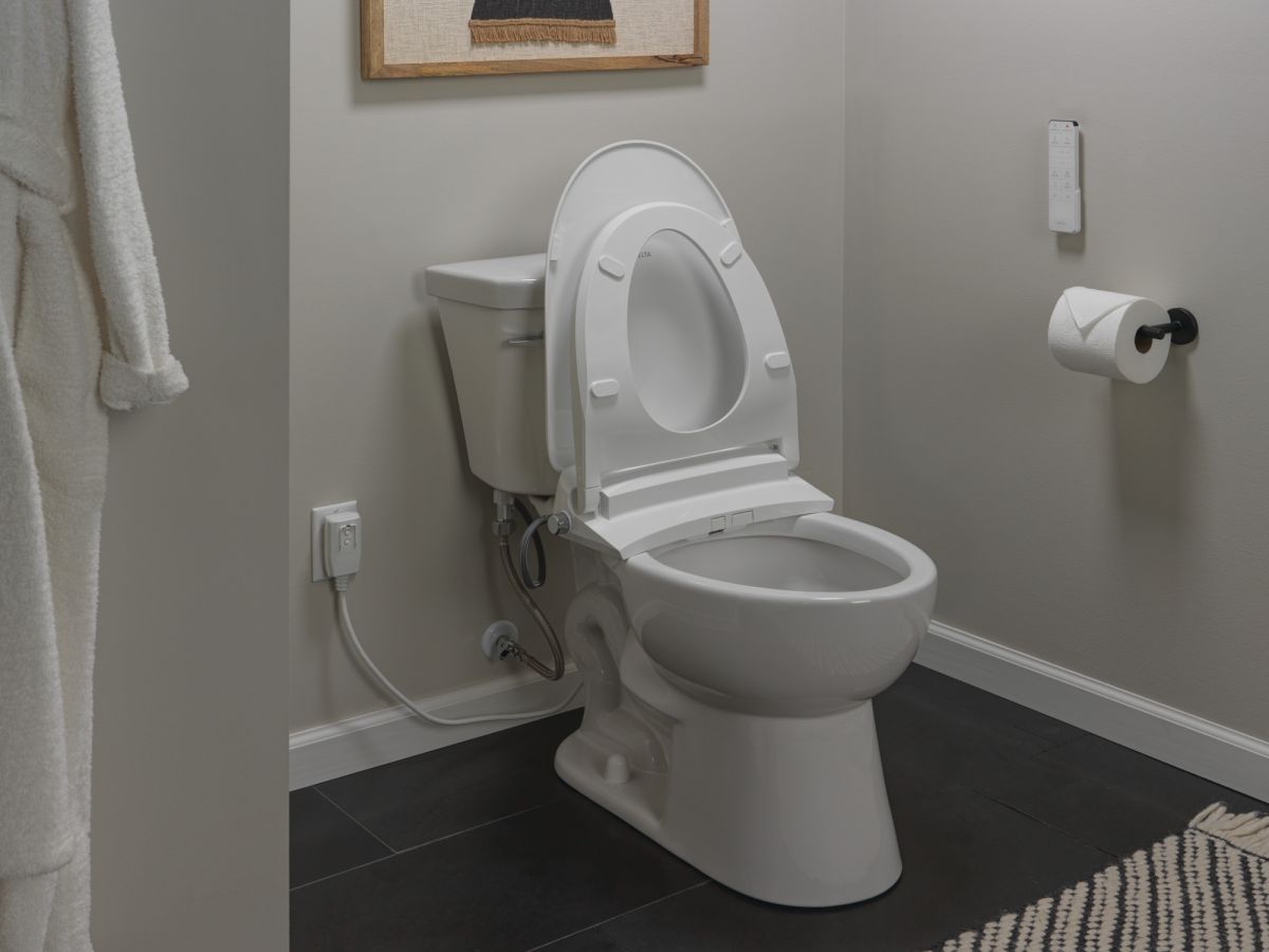 DELTA Refresh Ultimate Elongated Electric Bidet Toilet Seat — White