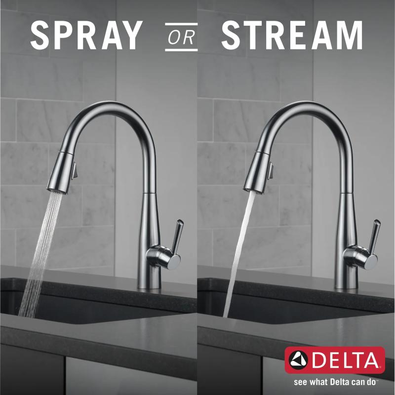 DELTA Essa Single Handle Pull-Down Kitchen Faucet — Arctic Stainless