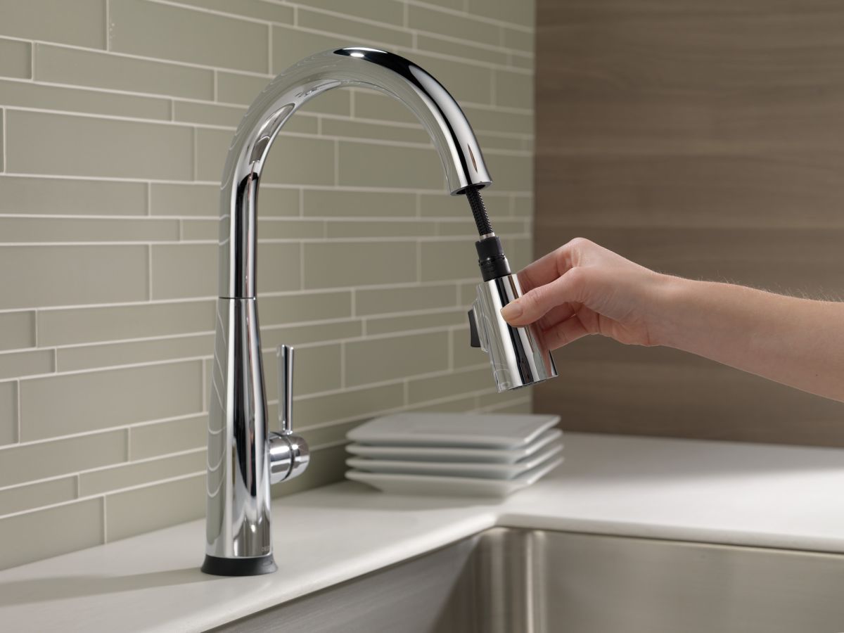 DELTA Essa VoiceIQ Single Handle Pull-Down Faucet with Touch2O Technology — Chrome
