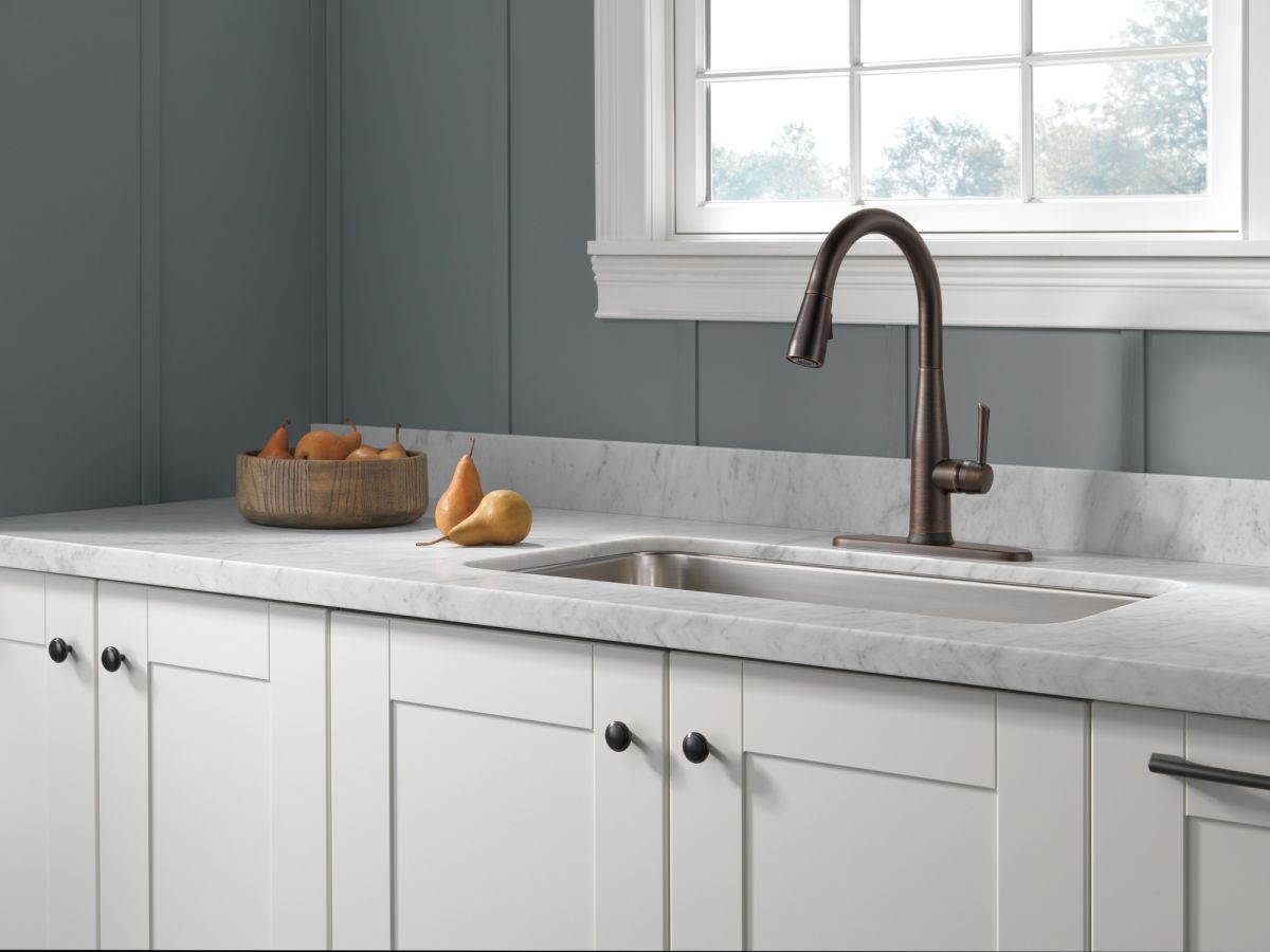 DELTA Essa VoiceIQ Single Handle Pull-Down Faucet with Touch2O Technology — Venetian Bronze