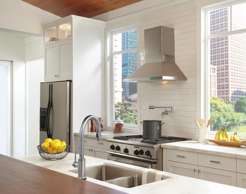 DELTA Trinsic Single Handle Pull-Down Kitchen Faucet with Touch2O Technology — Arctic Stainless