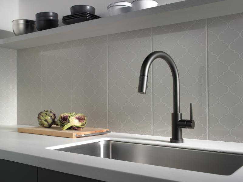 DELTA Trinsic Single Handle Pull-Down Kitchen Faucet with Touch2O Technology — Matte Black