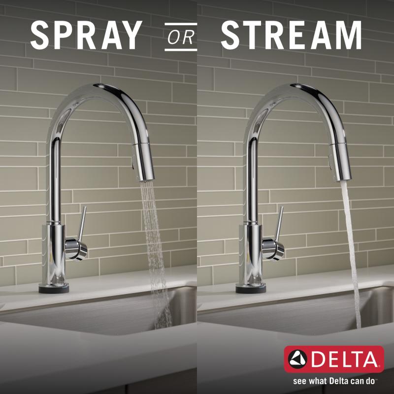 DELTA Trinsic Single Handle Pull-Down Kitchen Faucet with Touch2O Technology — Chrome