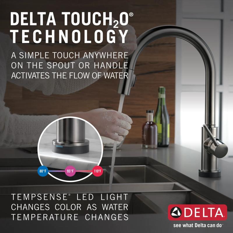 DELTA Trinsic Single Handle Pull-Down Kitchen Faucet with Touch — Black Stainless