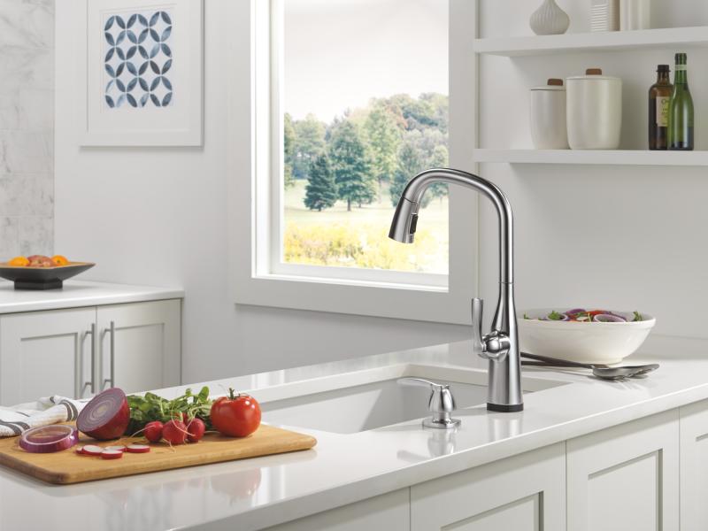 DELTA Stryke Touch2O Technology Kitchen Faucet with Touchless Technology — Lumicoat® Arctic Stainless