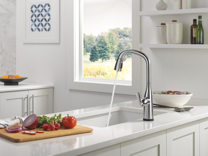 DELTA Stryke VoiceIQ Single Handle Pull-Down Faucet with Touch2O Technology — Lumicoat® Arctic Stainless