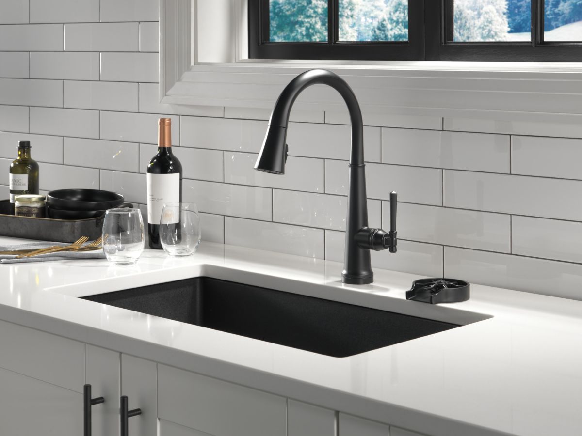 DELTA Other Metal Glass Rinser — Matte Black