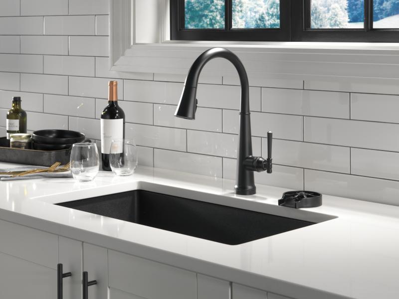 DELTA Other Metal Glass Rinser — Matte Black