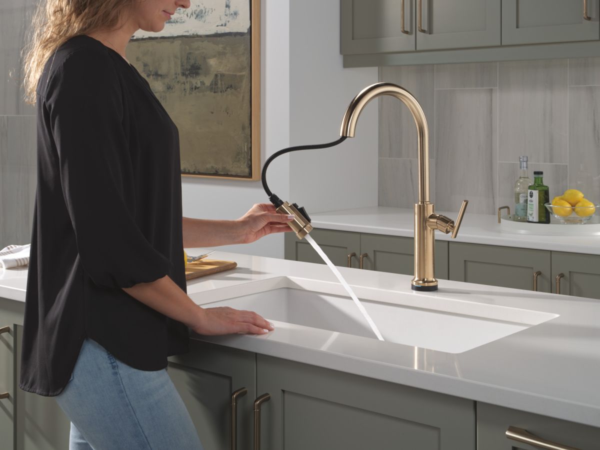 DELTA Altado Touch2O Technology Kitchen Faucet with Touchless Technology — Champagne Bronze