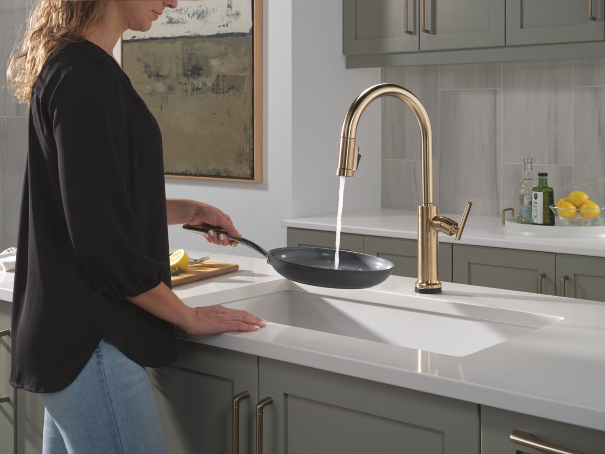 DELTA Altado Touch2O Technology Kitchen Faucet with Touchless Technology — Champagne Bronze