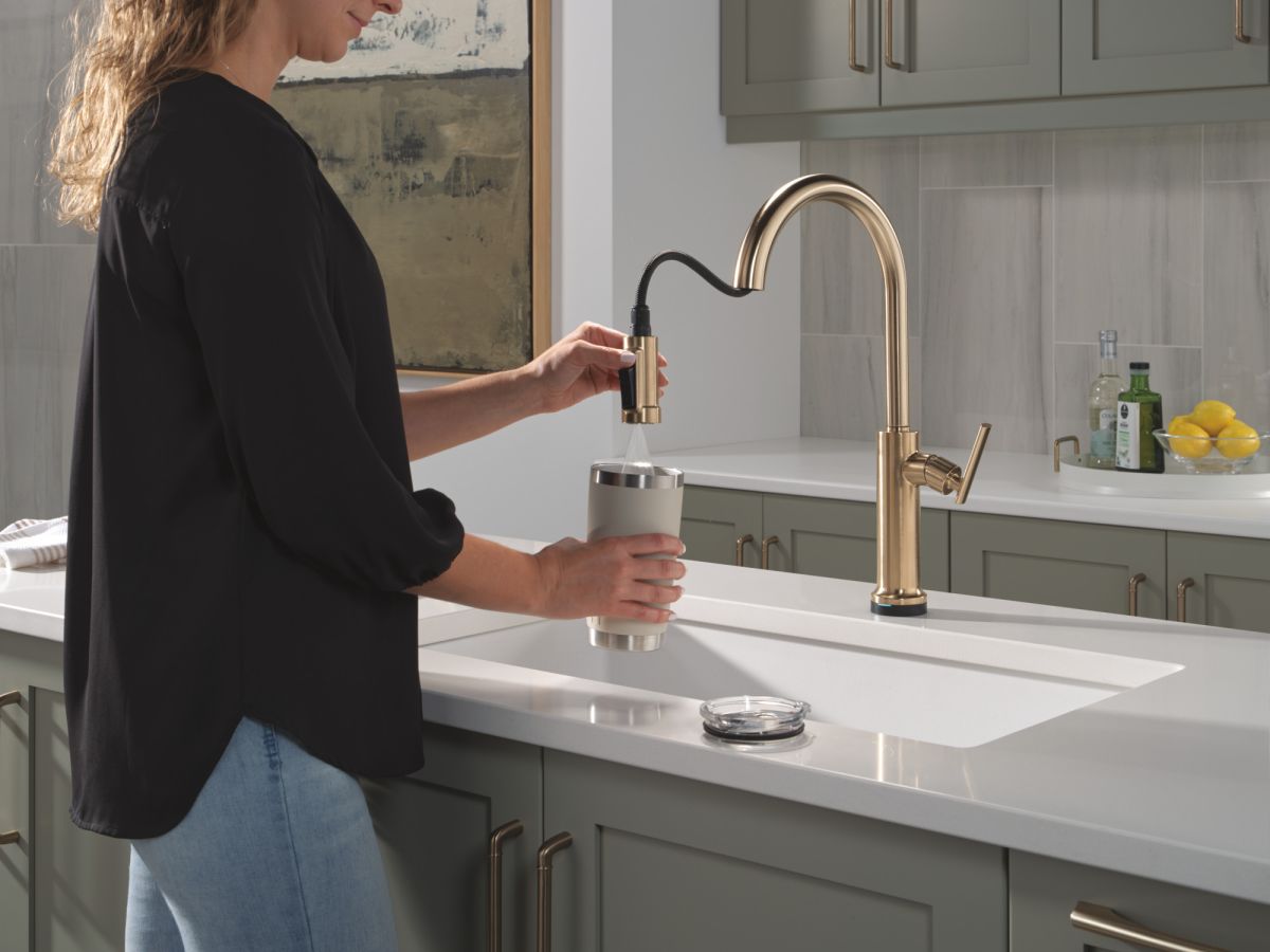 DELTA Altado Touch2O Technology Kitchen Faucet with Touchless Technology — Champagne Bronze