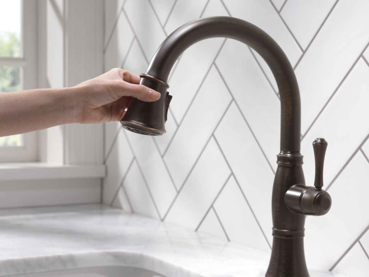 DELTA Cassidy Single Handle Pull-Down Kitchen Faucet with ShieldSpray Technology — Venetian Bronze