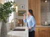 DELTA Cassidy Touch2O Technology Kitchen Faucet with Touchless Technology — Lumicoat® Champagne Bronze