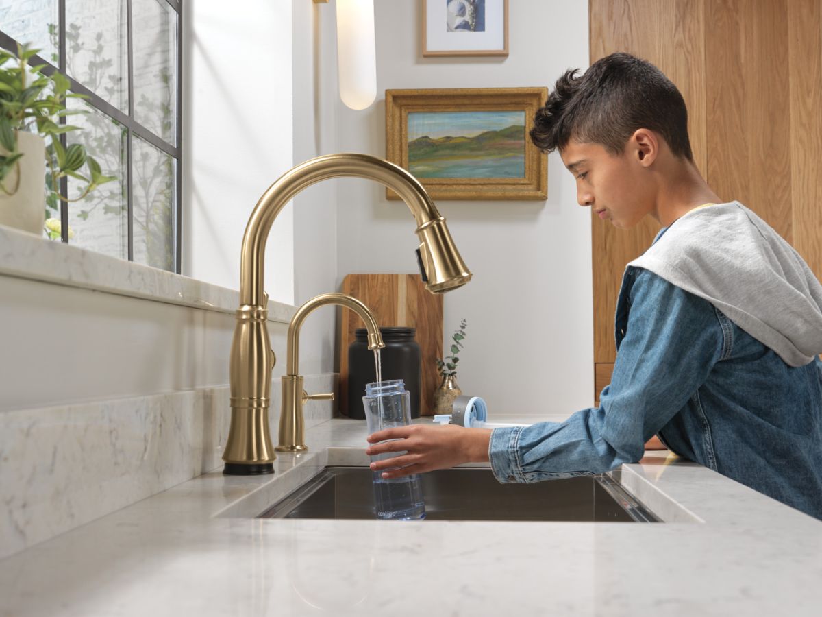 DELTA Other Traditional Beverage Faucet — Champagne Bronze