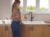 DELTA Cassidy Touch2O Technology Kitchen Faucet with Touchless Technology — Venetian Bronze