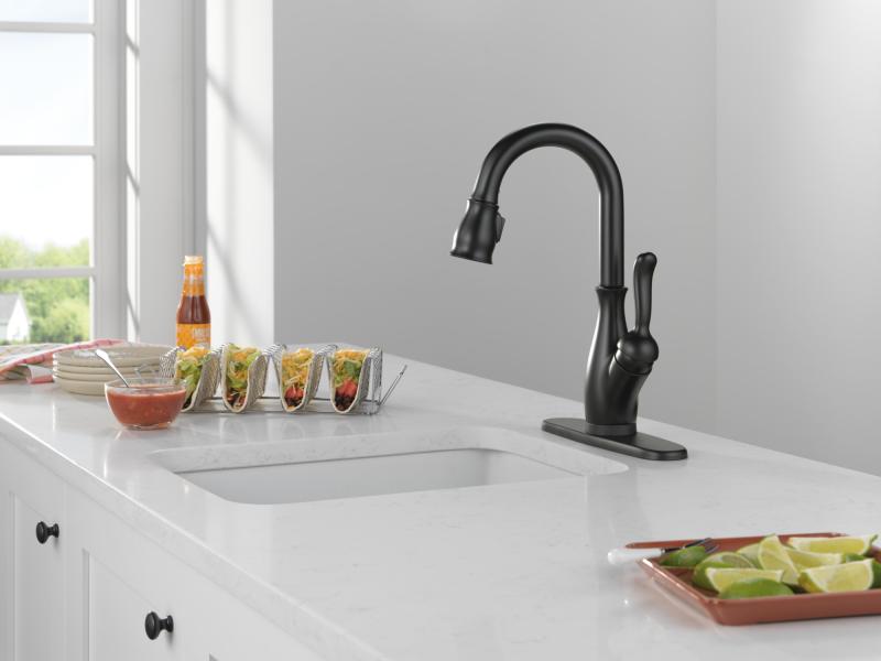 DELTA Leland Touch2O Bar / Prep Faucet with Touchless Technology — Matte Black