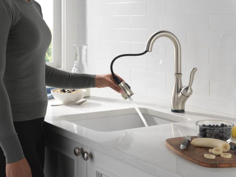 DELTA Leland Touch2O Bar / Prep Faucet with Touchless Technology — Spotshield Stainless