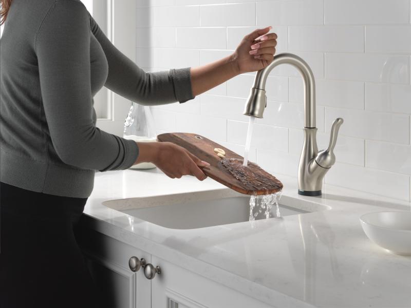 DELTA Leland Touch2O Bar / Prep Faucet with Touchless Technology — Spotshield Stainless