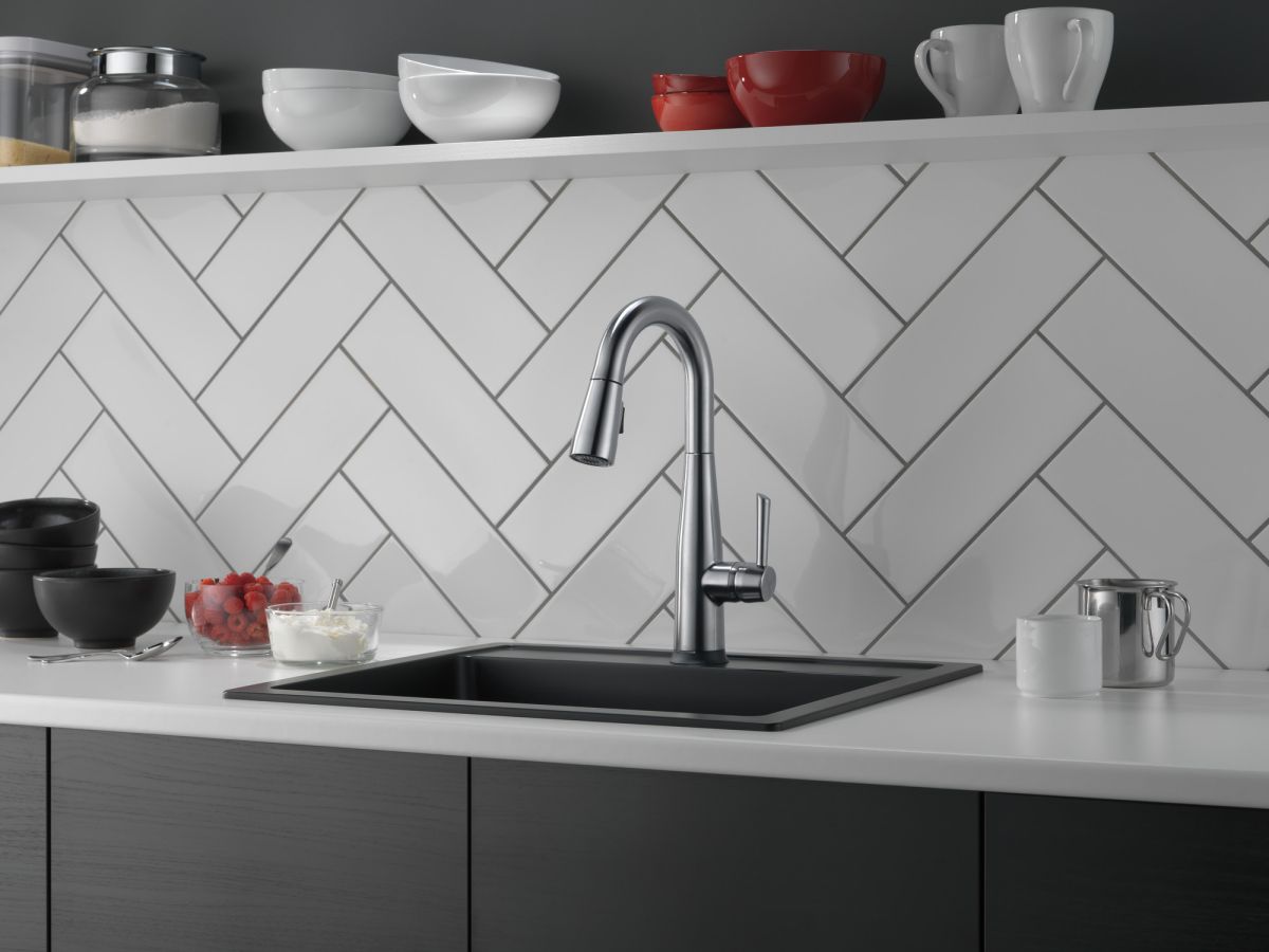DELTA Essa Single Handle Pull-Down Bar / Prep Faucet with Touch2O Technology — Arctic Stainless