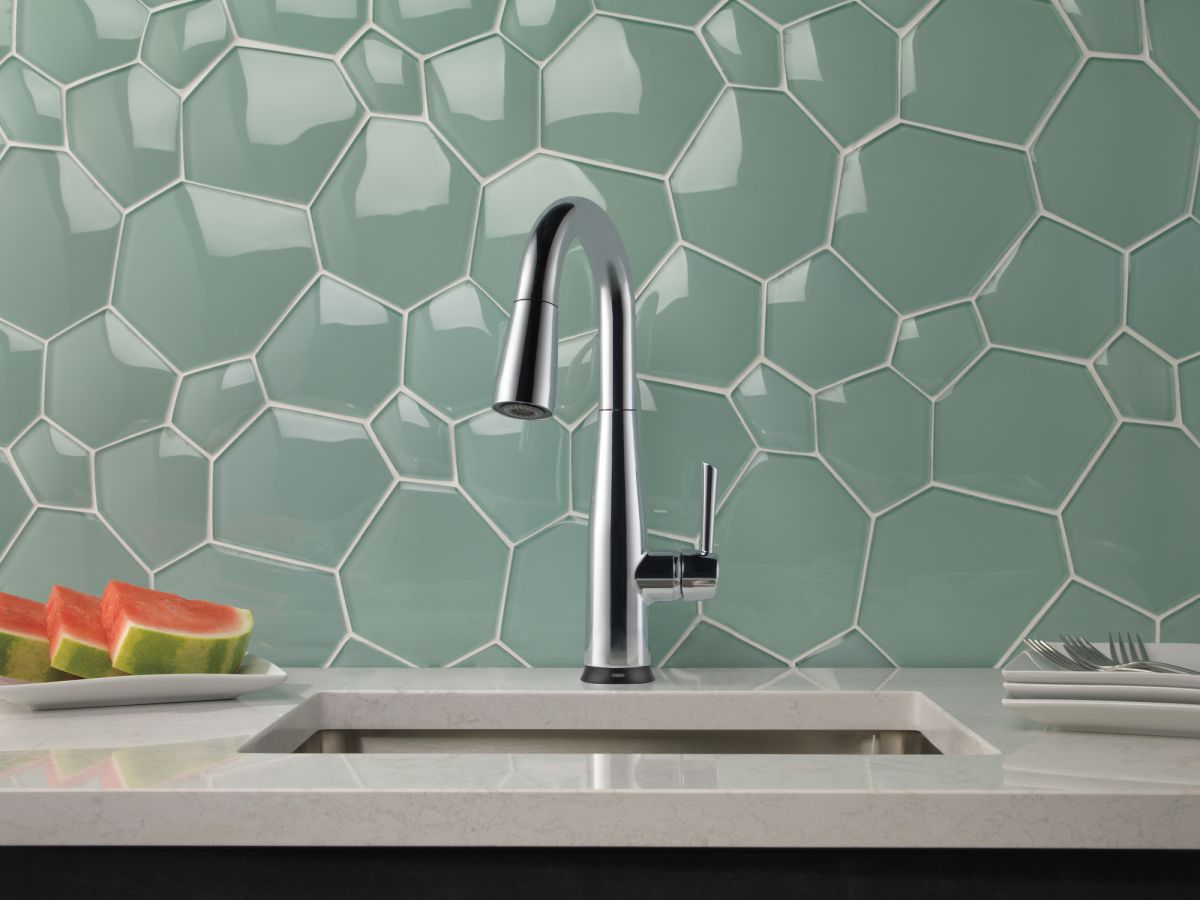 DELTA Essa Single Handle Pull-Down Bar / Prep Faucet with Touch2O Technology — Chrome
