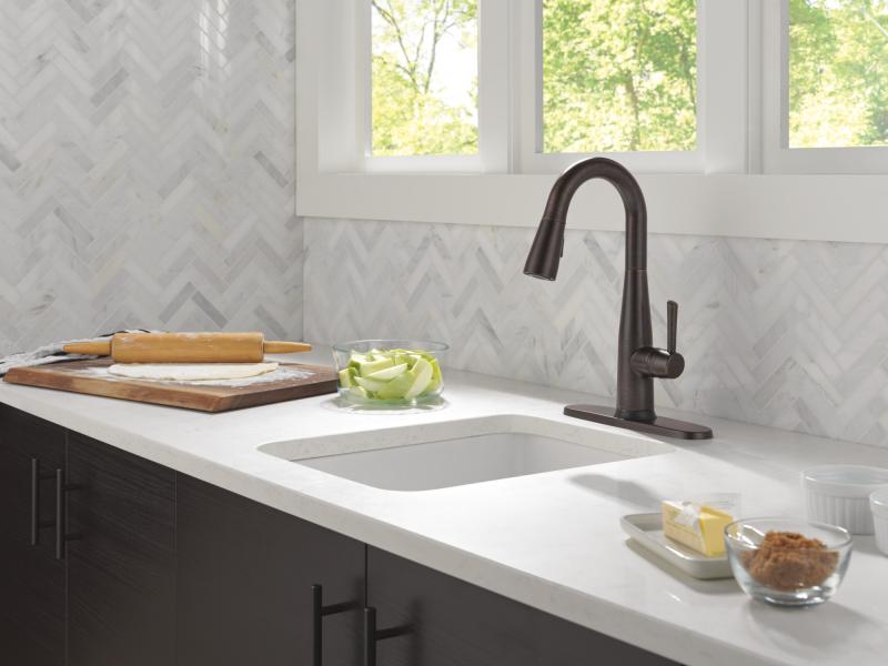 DELTA Essa Touch2O Bar / Prep Faucet with Touchless Technology — Venetian Bronze