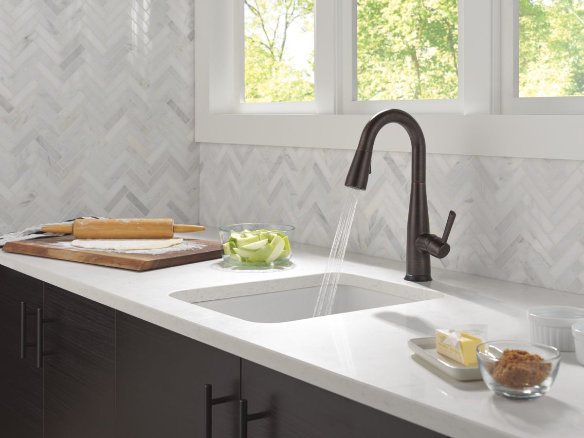 DELTA Essa Touch2O Bar / Prep Faucet with Touchless Technology — Venetian Bronze