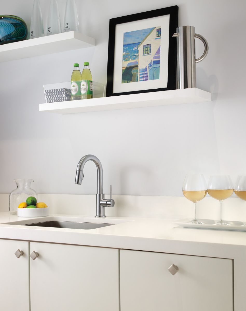 DELTA Trinsic Single Handle Pull-Down Bar / Prep Faucet — Arctic Stainless