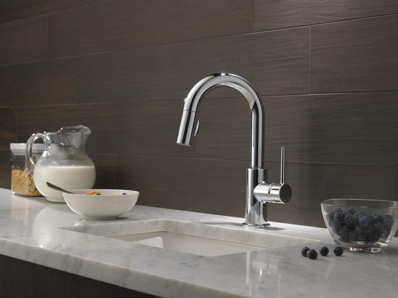 DELTA Trinsic Single Handle Pull-Down Bar / Prep Faucet — Chrome