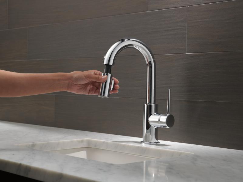 DELTA Trinsic Single Handle Pull-Down Bar/Prep Kitchen Limited Swivel — Chrome