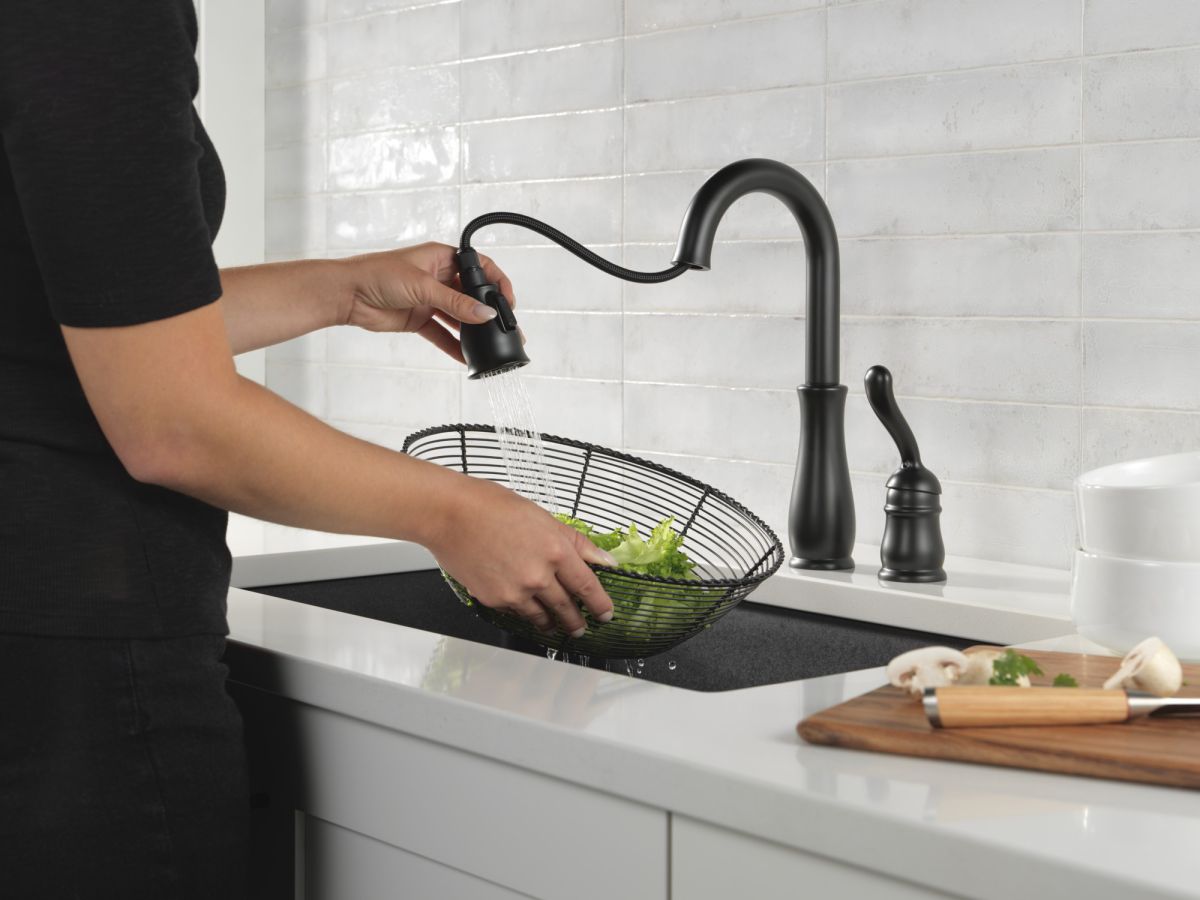 DELTA Leland Single Handle Pull-Down Bar / Prep Faucet — Matte Black