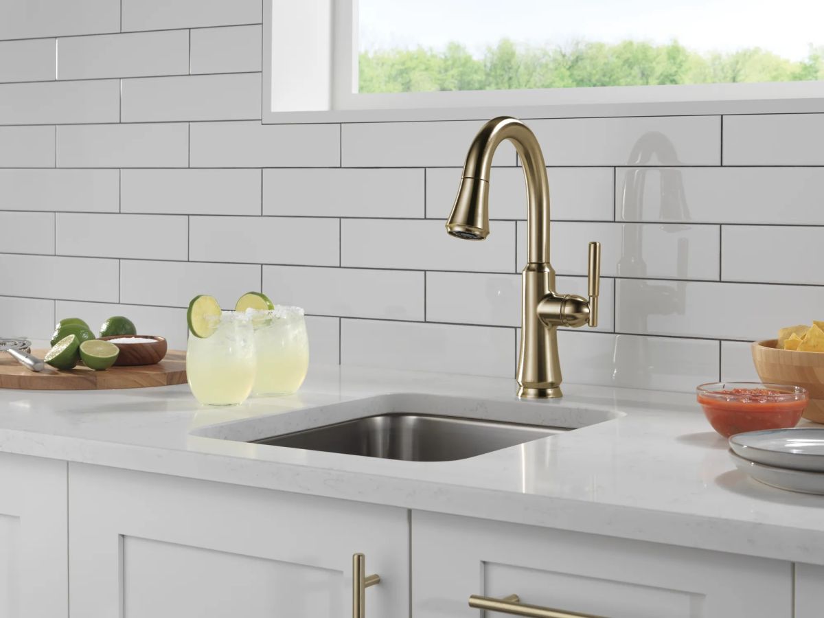 DELTA Coranto Single Handle Pull-Down Bar/Prep Faucet — Champagne Bronze