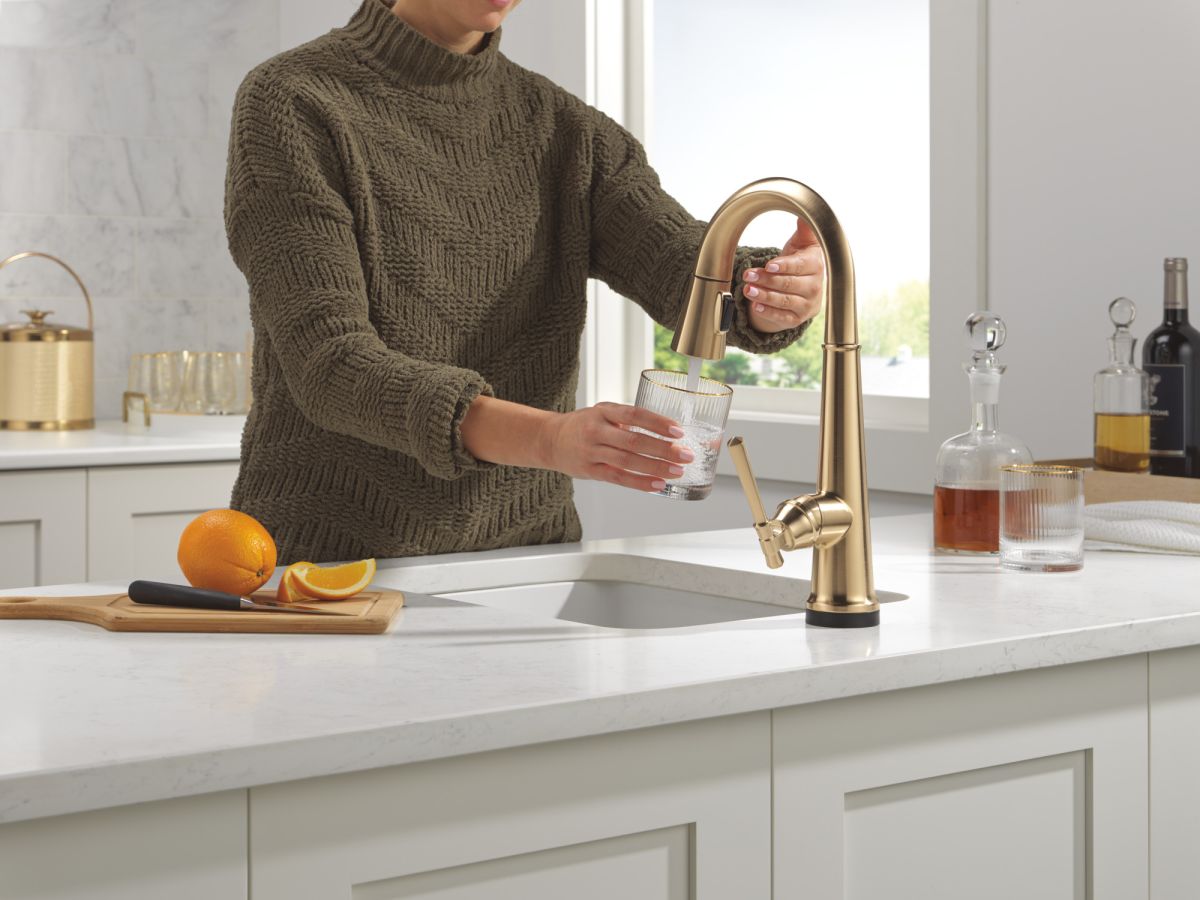 DELTA Emmeline Touch2O Bar / Prep Faucet with Touchless Technology — Lumicoat® Champagne Bronze