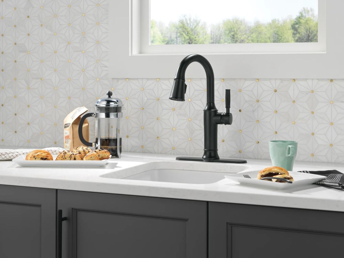 DELTA Renaldi Single Handle Pull-Down Bar / Prep Faucet — Matte Black