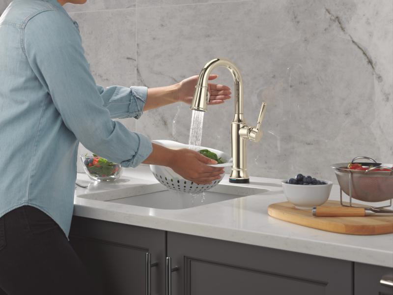 DELTA Renaldi Touch2O Bar / Prep Faucet with Touchless Technology — Lumicoat® Polished Nickel