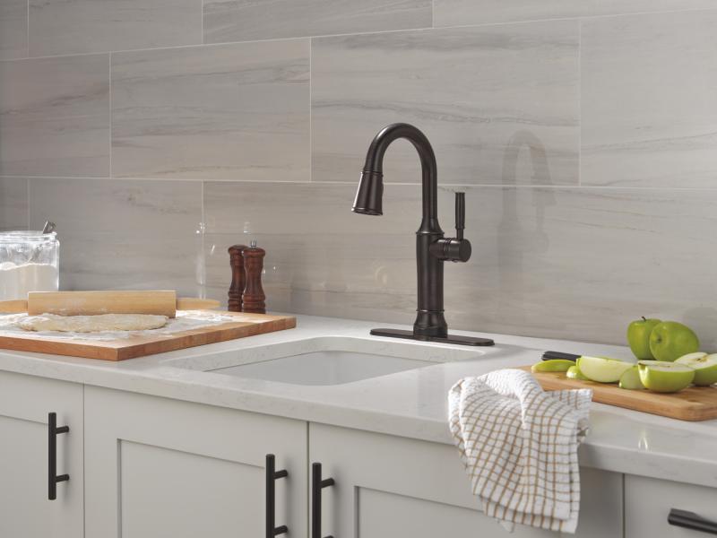 DELTA Renaldi Touch2O Bar / Prep Faucet with Touchless Technology — Venetian Bronze