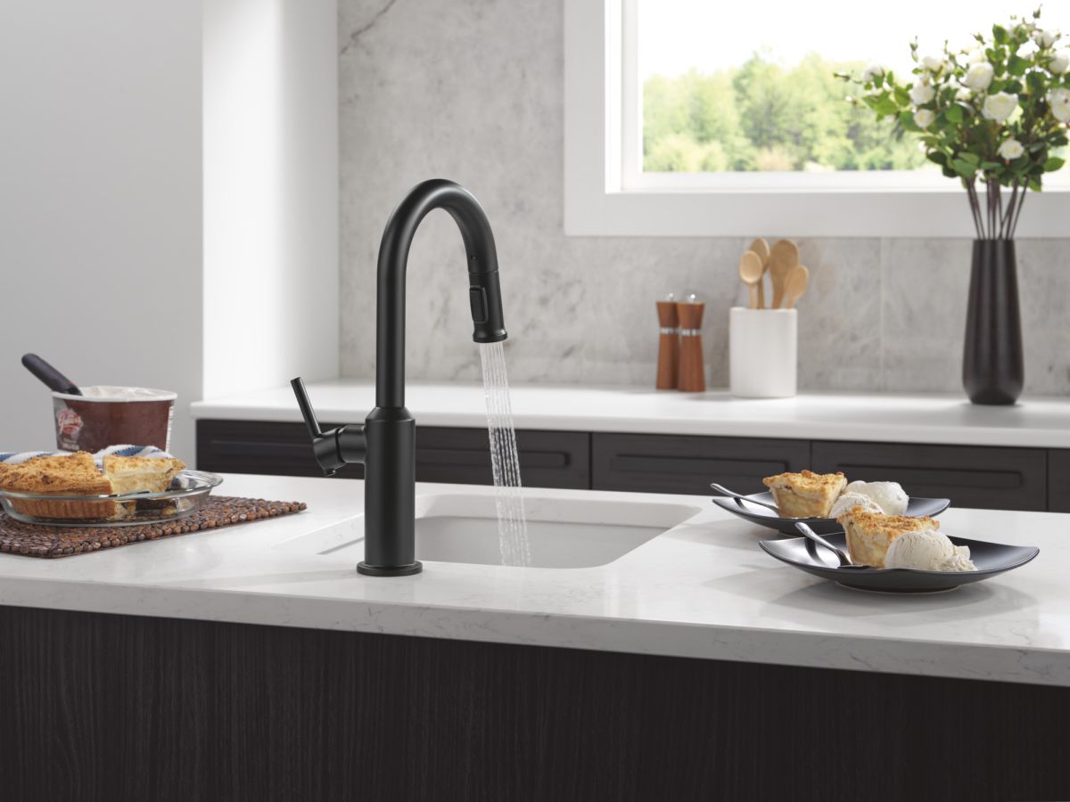 DELTA Cordova Single Handle Pull-Down Bar/Prep Faucet — Matte Black