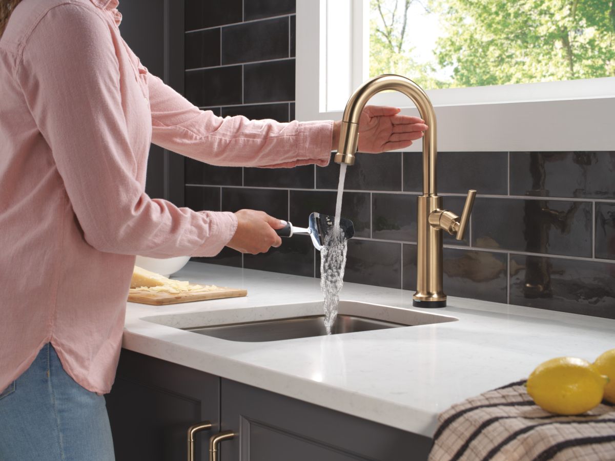 DELTA Altado Touch2O Technology Bar / Prep Faucet with Touchless Technology — Champagne Bronze