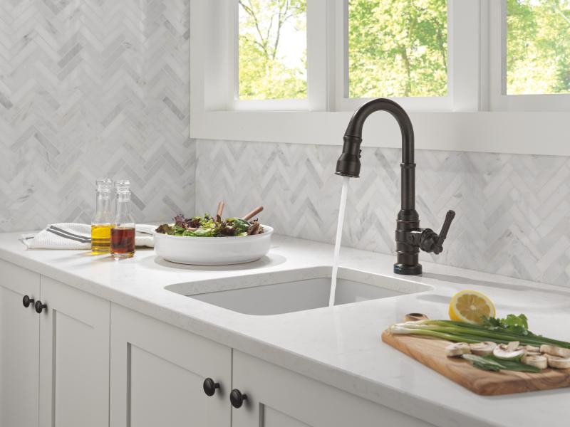 DELTA Broderick Touch2O Bar / Prep Faucet with Touchless Technology — Venetian Bronze
