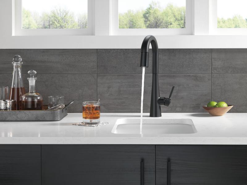 DELTA Monrovia Single Handle Pull-Down Bar/Prep Faucet — Matte Black