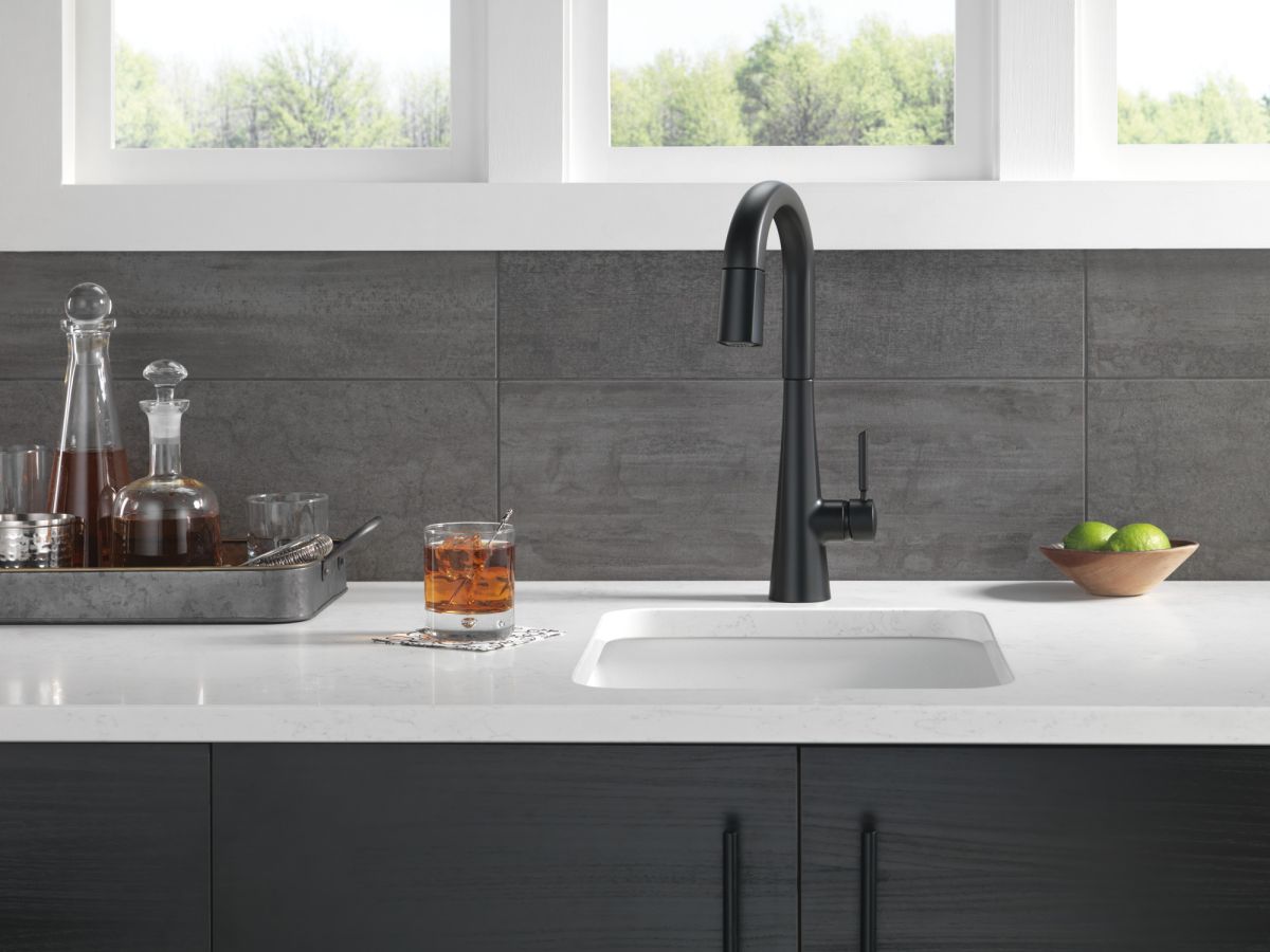 DELTA Monrovia Single Handle Pull-Down Bar/Prep Faucet — Matte Black