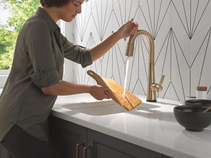 DELTA Monrovia Touch2O Bar / Prep Faucet with Touchless Technology — Lumicoat® Champagne Bronze