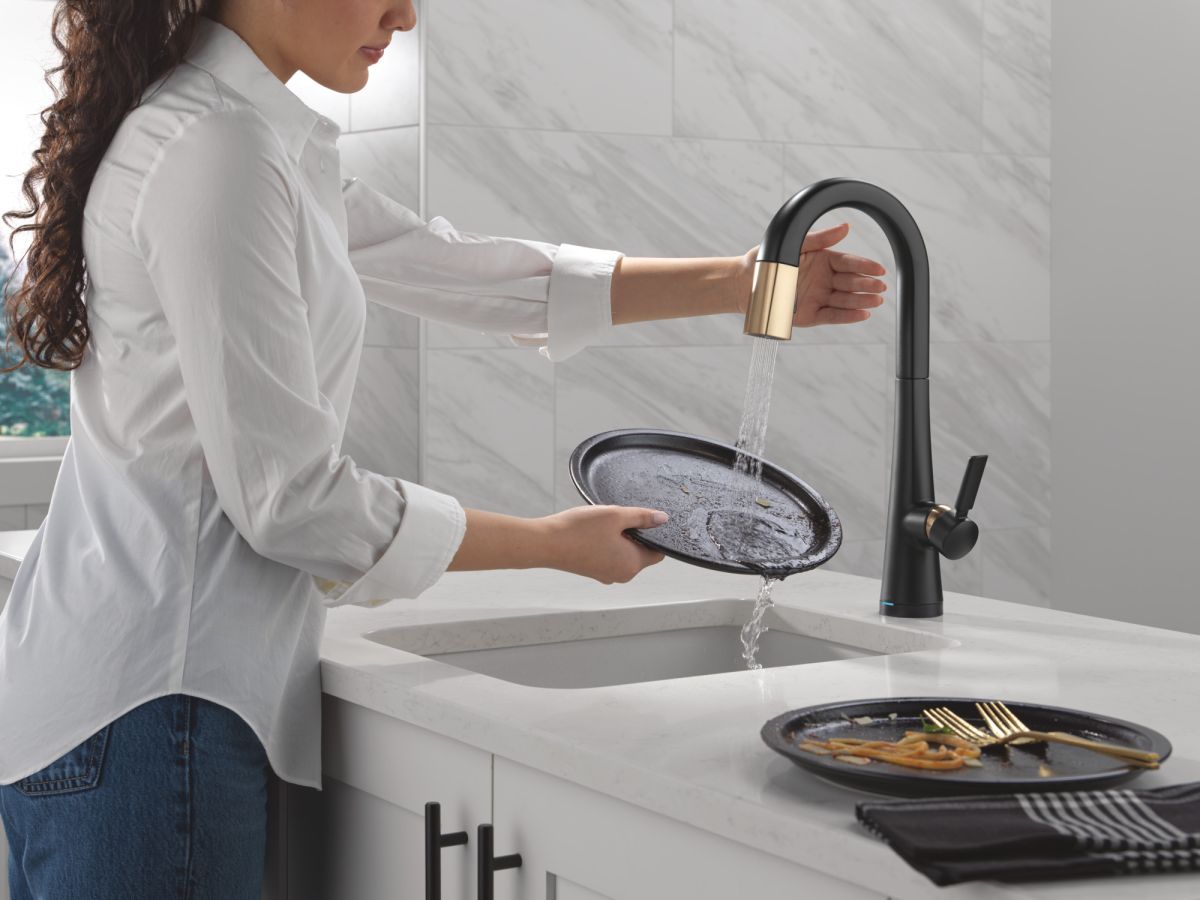 DELTA Monrovia Touch2O Bar / Prep Faucet with Touchless Technology — Matte Black / Champagne Bronze