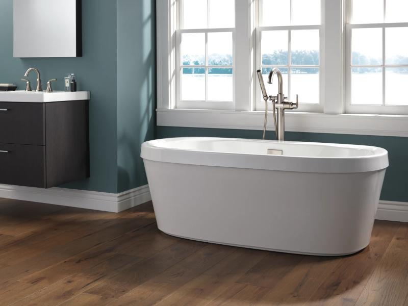 DELTA Trinsic Single Handle Floor Mount Tub Filler Trim with Hand Shower — Stainless