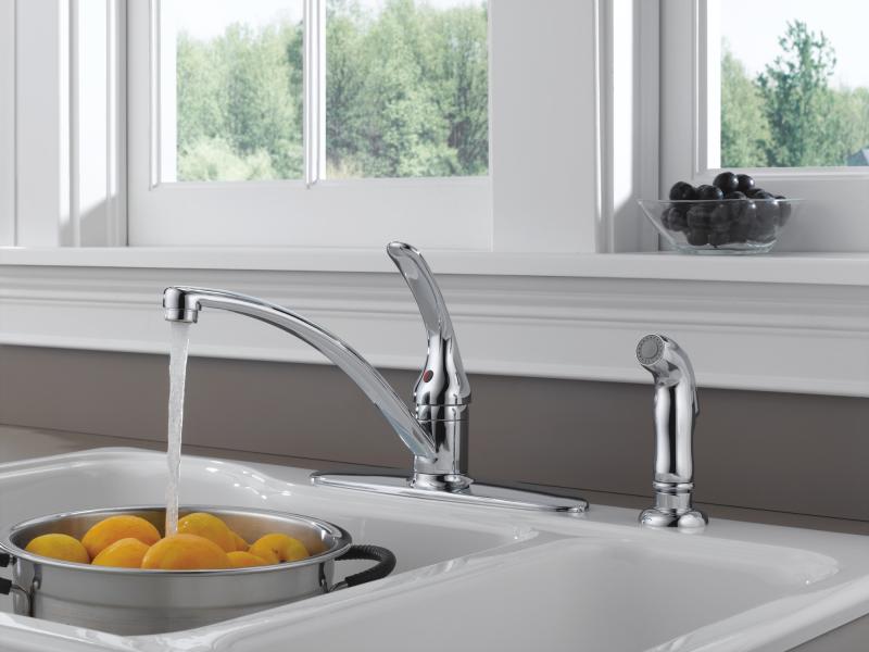 DELTA Foundations Single Handle Kitchen Faucet with Spray — Chrome