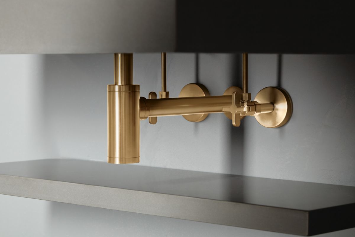 BRIZO Bottle Trap with Flange — Luxe Gold