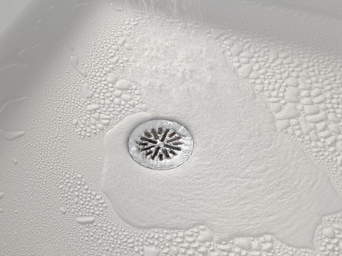 DELTA 4" Prefab Round Shower Drain — Chrome