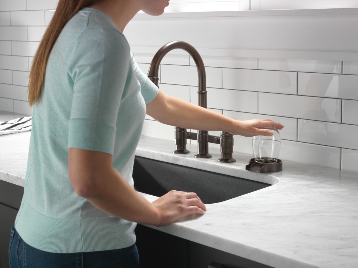 DELTA Broderick Two Handle Pull-Down Bridge Kitchen Faucet — Venetian Bronze